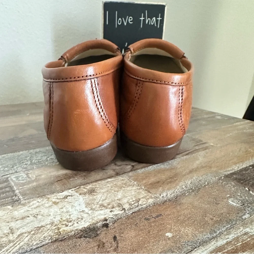 Brand New Caramel Brown Leather SAS loafers size 7.5 M - Picture 4 of 7